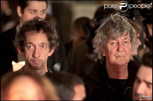 http://static1.purepeople.com/articles/4/41/45/4/@/294653-jacques-higelin-et-son-fils-arthur-h-637x0-3.jpg