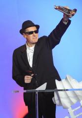 Alain Bashung aux Victoires de la Musique avec trois récompenses le 28 février
