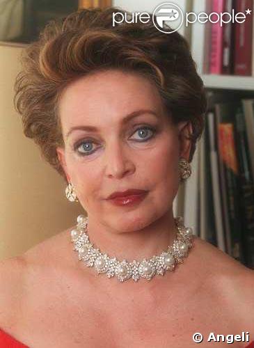 http://static1.purepeople.com/articles/3/28/89/3/@/197829-la-duchesse-diane-de-wurtemberg-637x0-1.jpg