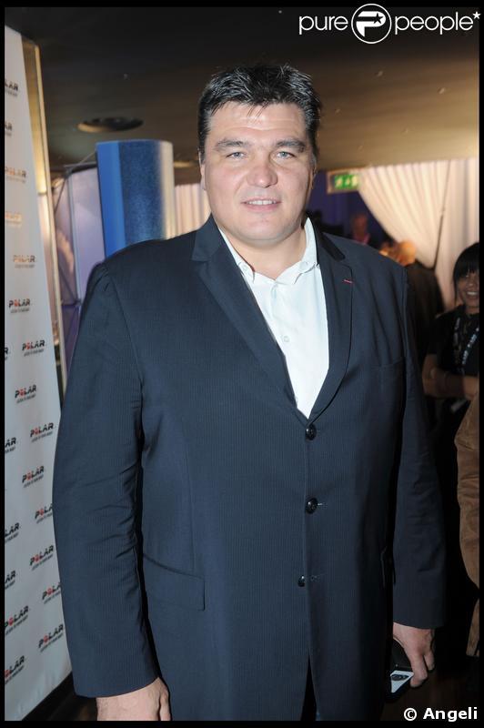 http://static1.purepeople.com/articles/8/16/05/8/@/79113-david-douillet-637x0-1.jpg